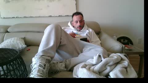 nassobout online show from February 22, 3:25 pm