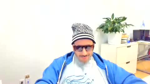 nassobout online show from February 12, 10:13 pm