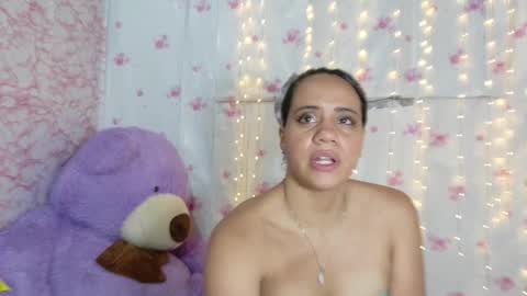 nataliavela online show from November 17, 9:56 am