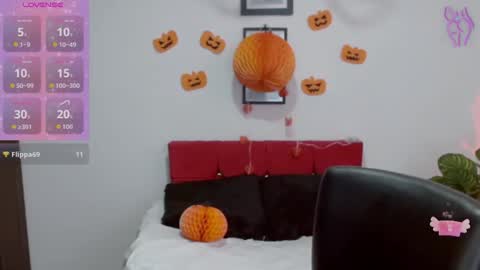 Nataly Escobar online show from October 24, 4:19 pm