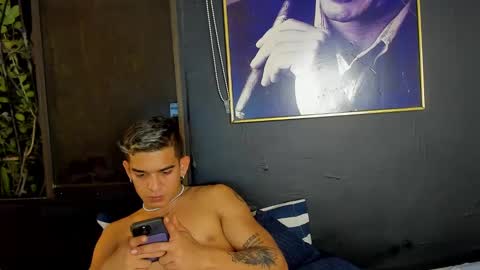 Snapshot of natan_77 chatting on February 15, 5:09 am natan_77 online show from February 15, 5:09 am