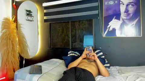 Snapshot of natan_77 chatting on February 23, 5:23 am natan_77 online show from February 23, 5:23 am