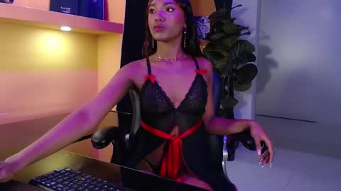 nathalia online show from October 7, 11:50 am