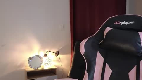 NATHALIA online show from March 20, 3:44 am