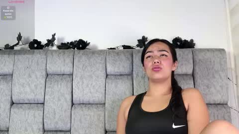 nath_velvet online show from March 17, 12:54 pm