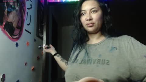 Snapshot of nathalie_zanettii chatting on January 4, 8:06 am Nathalie online show from January 4, 8:06 am