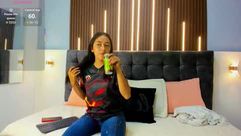 Snapshot of nathaly__rosse chatting on October 14, 3:09 am ... Nathaly ... online show from October 14, 3:09 am