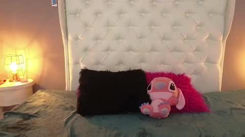 nathaly_blue online show from December 6, 11:30 pm