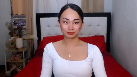 SWEET NATHALYA online show from January 2, 9:00 am
