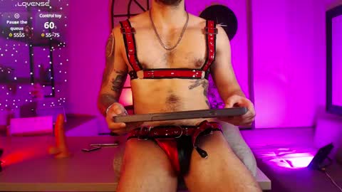 Snapshot of nathan_rivers chatting on February 14, 2:44 pm nathan_rivers online show from February 14, 2:44 pm