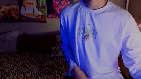 N A T H AN online show from October 20, 3:17 pm