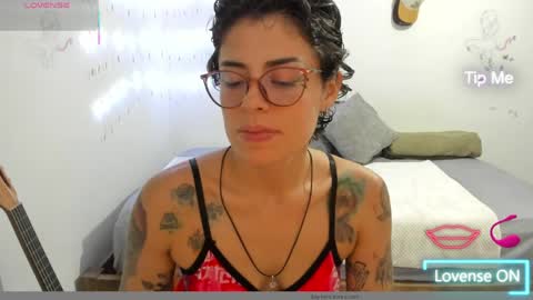 natt_op online show from March 26, 1:22 am