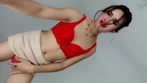 Nathalie smith online show from March 4, 10:23 am