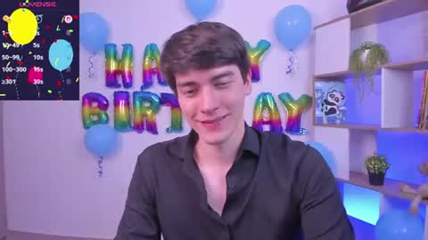 Nathaniel online show from July 15, 1:33 am