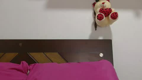Snapshot of natty_01 chatting on October 16, 3:17 am natalia online show from October 16, 3:17 am