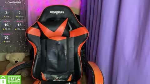 natural_babe666 online show from September 30, 12:10 am