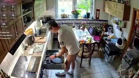 Nature online show from April 12, 3:49 pm