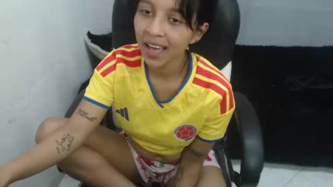 naty online show from June 17, 9:31 pm