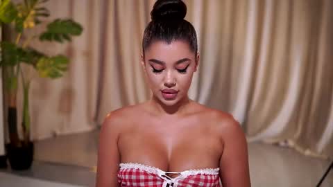 Naty online show from July 27, 2:31 am