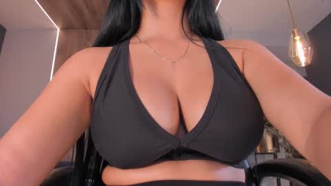 Snapshot of natyferrer chatting on February 12, 5:26 pm Naty Ferrer online show from February 12, 5:26 pm