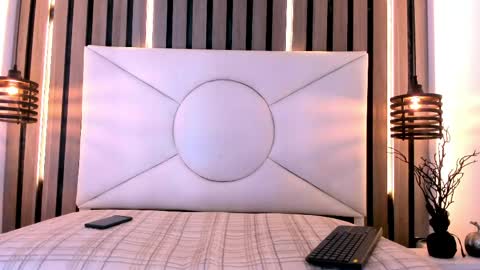 natzuki_ online show from May 22, 11:50 am