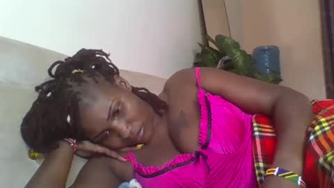 naughty8779 online show from October 3, 4:43 am