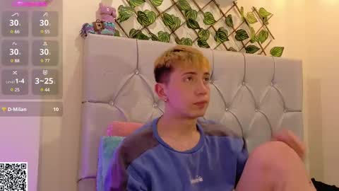 Snapshot of naughty__chris chatting on February 24, 6:15 pm Christopher Chris online show from February 24, 6:15 pm