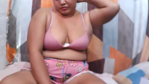 Hannah online show from May 13, 1:26 am