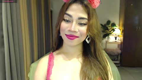 Queen Jess online show from February 7, 2:19 am