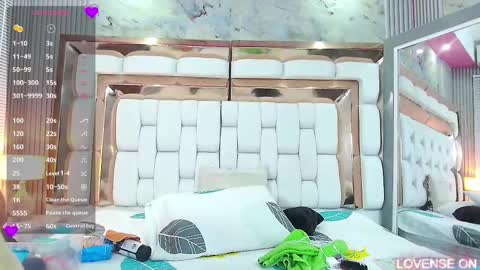 Snapshot of naughty_ebonyy chatting on March 12, 3:02 am SASHA online show from March 12, 3:02 am