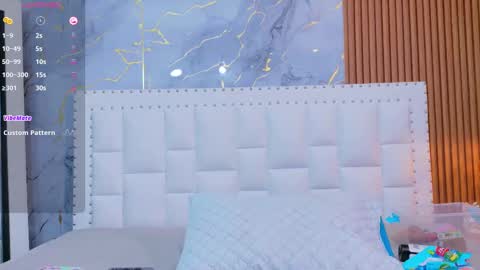 Snapshot of naughty_ebonyy chatting on September 30, 2:44 am SASHA online show from September 30, 2:44 am