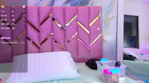 Snapshot of naughty_ebonyy chatting on September 11, 2:57 am SASHA online show from September 11, 2:57 am