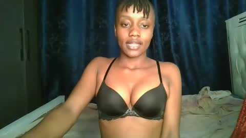 Snapshot of naughty_ellaa chatting on October 19, 6:56 pm naughty_ellaa online show from October 19, 6:56 pm
