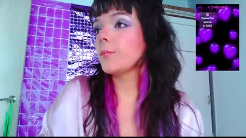 Em  please help me reach 100 thumbs up 3 online show from March 9, 6:11 pm