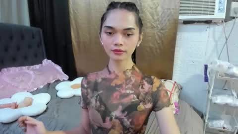 Snapshot of naughty_emmats chatting on October 9, 9:20 pm emma online show from October 9, 9:20 pm