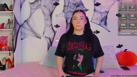 Snapshot of naughty_fun_room chatting on October 15, 10:43 pm HAPPY HOUR online show from October 15, 10:43 pm