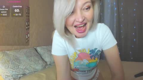 Snapshot of naughty_milena chatting on January 22, 8:49 pm Milena online show from January 22, 8:49 pm