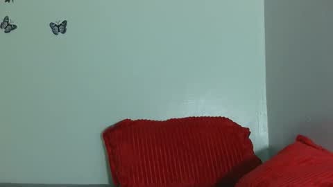 Snapshot of naughty_princess25 chatting on September 25, 5:53 pm sexxy online show from September 25, 5:53 pm