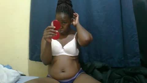 Snapshot of naughty_slender2 chatting on September 11, 2:13 am jn online show from September 11, 2:13 am
