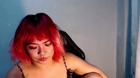 Snapshot of naughty_ursula21xxx chatting on October 14, 1:47 pm naughty_ursula21xxx online show from October 14, 1:47 pm