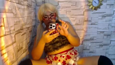Snapshot of naughty_ursula21xxx chatting on January 26, 2:52 pm naughty_ursula21xxx online show from January 26, 2:52 pm