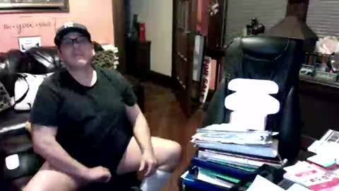Snapshot of naughtybone chatting on December 30, 6:53 am naughtybone online show from December 30, 6:53 am