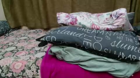 naughtyfireball online show from December 6, 3:28 pm