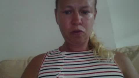 naughtyjennyblondeuk online show from June 17, 8:25 pm