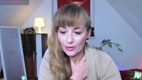 Milana - on air every day except Wednesday from 9 pm to 4 am European time online show from March 21, 9:08 pm