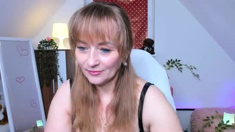 Milana - on air every day except Wednesday from 9 pm to 4 am European time online show from October 17, 8:46 pm