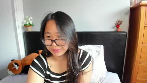 Gigi Chu  online show from March 24, 3:40 pm