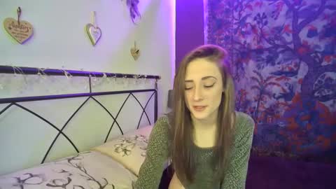 naughtynymph01 online show from January 10, 9:42 pm