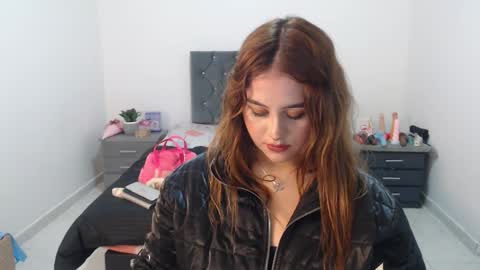 Snapshot of naughtyplayass chatting on September 29, 6:29 pm naughtyplayass online show from September 29, 6:29 pm