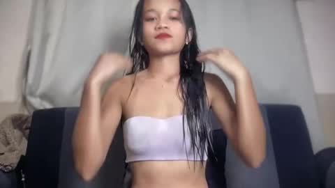 naughtyprincess0212 online show from June 30, 6:13 am